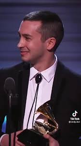 A mimir dijo el Mateo🥱💤 -Howard Uno🧿🎼