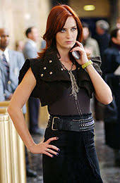 Fraîchement diplômée, andrea débarque à new york et décroche le job de rêve. The Devil Wears Prada Film Wikipedia