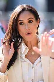 Herzogin Meghan: Ehemalige Freundin sicher, dass sie hinter neuem  Skandalbuch steckt