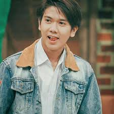 See more ideas about ramadhan, ramadan, aesthetic wallpapers. Iqbaal Ramadhan Fotografi Remaja Fotografi Gambar Pasangan