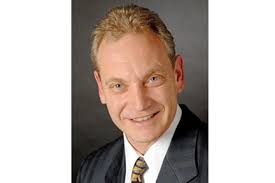 Voters oust Togliatti, elect Kurtz as mayor; Blaze wins as finance  director; two new faces added to council