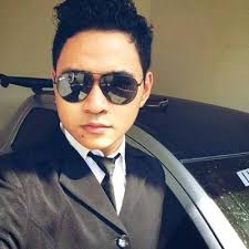 X 上的Danny Julio：「I started a live stream