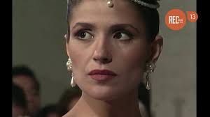 ¡#MomentoREC de la semana! 📺, ¿Recuerdan la escena de la teleserie "Marrón  Glace" en que Vanessa corre de la iglesia en pleno matrimonio, dejando a  Kostia? 😱 Muchos de ustedes lo han pedido en ...