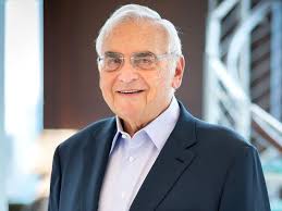 Neil Bluhm mulls bid for Chicago casino amid a changing gambling industry