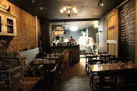 Farmhouse Tavern Toronto On Dupont Street Dobbernationloves