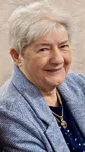 🪶 Falcon, end of lines near slapewath, has leather harness... not sure if  missing?