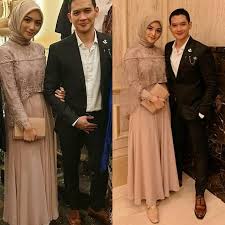 Baju lamaran citra kirana yang dirancang oleh renzi lazuardi, instagram: Disebut Sebut Sudah Dilamar Rezky Aditya Citra Kirana Ngaku Ke Natasha Rizky Ingin Segera Nikah