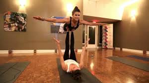 Danica patrick has a new crew chief for 2016 and what she calls a fun vibe around her. Danica Patrick Demonstrates Fitness Finesse In Daytona Yoga Class Youtube