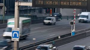 La france dispose d'un réseau routier très moderne et régulièrement maintenu. Pollution De L Air De Nouvelles Particules A Surveiller Le Trafic Routier En Cause L Express