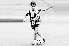Coloring pages drawing of ronaldinho. Ronaldinho Biography Photos Age Height Personal Life News Goals Feints 2021