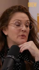 Is good at falling in 💕, #reels #drewbarrymore #dating #relationships  #love! #tinx #PeteDavidson