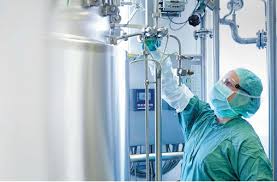 „wenn curevac ähnlich gut wirkt wie biontech oder moderna, was zu erwarten ist, sollte der impfstoff schnellstmöglich zugelassen und verimpft werden, sagte lauterbach dem. Corona Impfstoff In Baden Wurttemberg Laupheimer Biopharma Firma Produziert Fur Biontech Und Curevac Wirtschaft Stuttgarter Zeitung