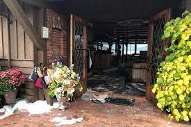 10930 west saanich road, north saanich, bc, v8l 5r9. Fire Damages Deep Cove Chalet In North Saanich Victoria News