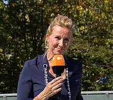> diese woche war das zdf zdfmediathek bei uns zu gast gemeinsam haben wir einen beitrag der zdf klassiker mit andrea kiewel spass musik und action zdf fernsehgarten fernseher garten. Zdf Fernsehgarten Wikipedia