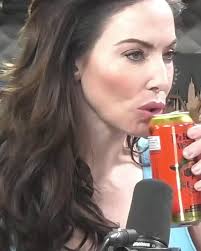 @VivaLaStool's video Tweet