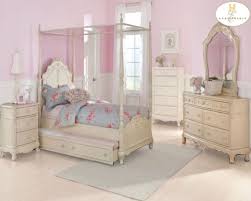 The cinderella collection is your little girl's dream. Homelegance Canopy Poster Bedroom Set Cinderella El 1386pp 1set