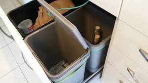 Automatic Variera Kitchen Trash Bin For Metod Drawer Ikea Hackers Ikea Bins Recycled Kitchen Ikea