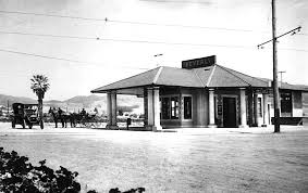 Beverly Hills S First Train Station At Santa Monica Blvd And Canon Dr Circa 1910 Beverly Hills Hotel Beverly Hills Santa Monica