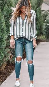 7 Casual Outfits With Jeans You Ll Probably Want To Wear All Summer Long Work Catwalk Spring Outfits Women College Outfits Summer Spring Outfits Women Casual