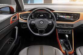 Das 1990 erschienene faceliftmodell 86c 2f wurde innen und außen komplett. Vw Polo 6 2017 Alle Infos Und Der Erste Innenraum Check Speed Heads