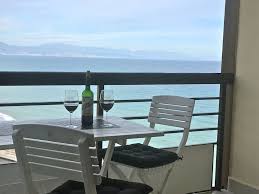 Uz airbnb, svuda se osećajte kao kod kuće. Check Out This Awesome Listing On Airbnb Beautiful Studio First Line Beach Lofts For Rent In Torremolinos Lofts For Rent Outdoor Furniture Sets Torremolinos