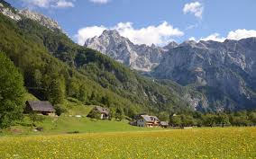 Dla polaków to jednak rywal bardzo niewygodny. Romantycznie W Slowenskich Alpach Logarska Dolina Slowenia 7 Dni Starlight Travel Podroze Na Sloneczna Strone Europy