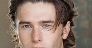 Rising Star Carter Glade On The Five Things You Need To Shine In The  Entertainment Industry