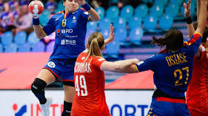 Gilles verdez donne des nouvelles inquiétantes de loana dans tpmp (video). Campionatul European De Handbal Feminin Cu Cine Va Juca Romania In Grupa PrincipalÄƒ Eurosport