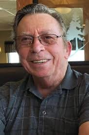 Douglas Garland's Instagram, Twitter & Facebook