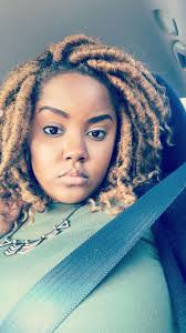 Black And Honey Blonde Faux Locs Short Honey Blonde Faux Locs Protectivestyle Honey Blonde Faux Locs Hair Styles