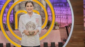 With masterchef judges gregg walllace and john torode watching their every move and tasting every single one of their dishes, which celebrity has what it takes to become the winner of masterchef 2019? Masterchef Celebrity Web Oficial Rtve Es