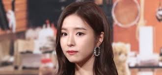 Bence Kısa Bir Çene, Yüzün Orta Kısmından Daha Önemli