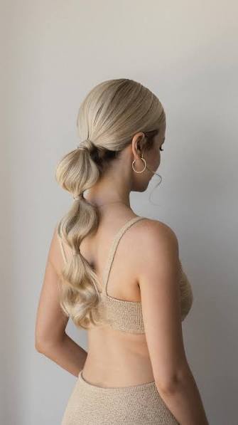 A simple and beautiful bubble ponytail tutorial., I hope you enjoy, save and try later.✨, #hairstyle #hairstyles #easyhairstyles #hairtutorial #ponytail #bubbleponytail #hairstyleideas #hairvideo ...