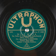 1 source for hot moms, cougars, grannies, gilf, milfs and more. Krafta Download