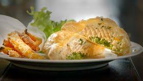 Made with just 3 ingredients, everything parmesan crisps are the perfect crackers to have while you share a glass of wine with your best . Sesame And Pepper Parmesan Crisps 9kitchen