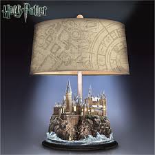 Harry Potter Table Lamp With Illuminated Hogwarts Castle In 2020 Harry Potter Table Harry Potter Bedroom Decor Harry Potter Hogwarts Castle