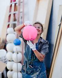 Producing these Barbie pumpkin towers was a dream! Love the creativity  involved in the holiday this year, happy Halloween 🎃💖 #CorrieInColor