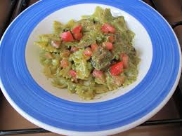 Gino D Aquino Farfalle E Pesto Alla Genovese Pomodoro Melenzane E Zucchine Piatti Gino D Aquino Pomodori Zucchine E Pesto