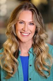 Danielle Bowman's Instagram, Twitter & Facebook