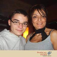 In arte nino in famiglia in forma in mezz'ora in nome del papa re in onda in questa notte fantastica in terra straniera in treatment in viaggio con la. Storie Degli Altri Carmelo Abbate Lei E Teresa Ha 43 Anni Vive A Roma E Separata E Madre Di Due Figli Andrea Ha 14 Anni E Il Primogenito E Il
