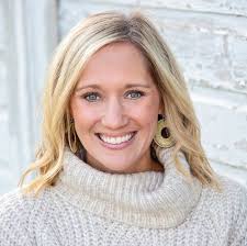 Kari King Realtor Century 21