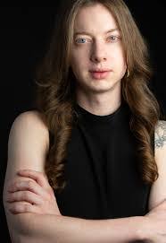 Desiree Grant's Instagram, Twitter & Facebook