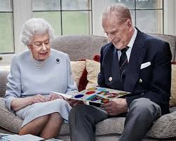 Eles tiveram quatro filhos, charles. Vhsj9hnlvp3btm