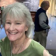 Anyone have big Valentine's Day plans this weekend? Remember, spaghetti, a  stereo and Patsy Cline is all you need! Here's a few songs for your  soundtrack. Listen at the link in bio.