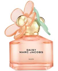 Addictive and irresistible, daisy love is a new facet of the marc jacobs iconic daisy fragrance. Marc Jacobs Daisy Love Daze Eau De Toilette Spray 1 6 Oz Reviews All Perfume Beauty Macy S