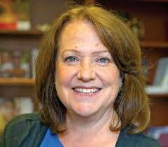 Nell Levy's Instagram, Twitter & Facebook