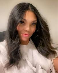 Kesha Willis's Instagram, Twitter & Facebook