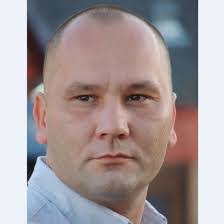 Robert Rusinek's Instagram, Twitter & Facebook