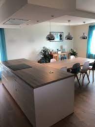 Du look contemporain que suggère le modèle sans poignée, aux finitions plus classiques qu'offrent nos façades en bois massif, il n'y a qu'un pas. Cuisine Haut De Gamme Allemande Lyon Cuisiniste Haut De Gamme A Lyon Amenagement Cuisine Contemporaine Schott Cuisines