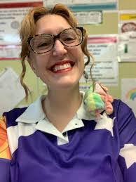 Dorothy Murfin's Instagram, Twitter & Facebook